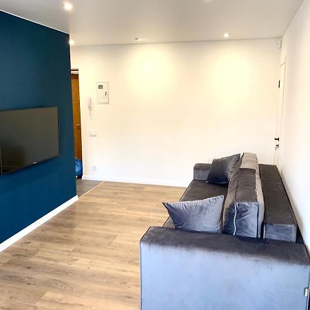 Navy City Center Apartment Двокімнатні Апартаменти В Центрі Міста Poltava Esterno foto