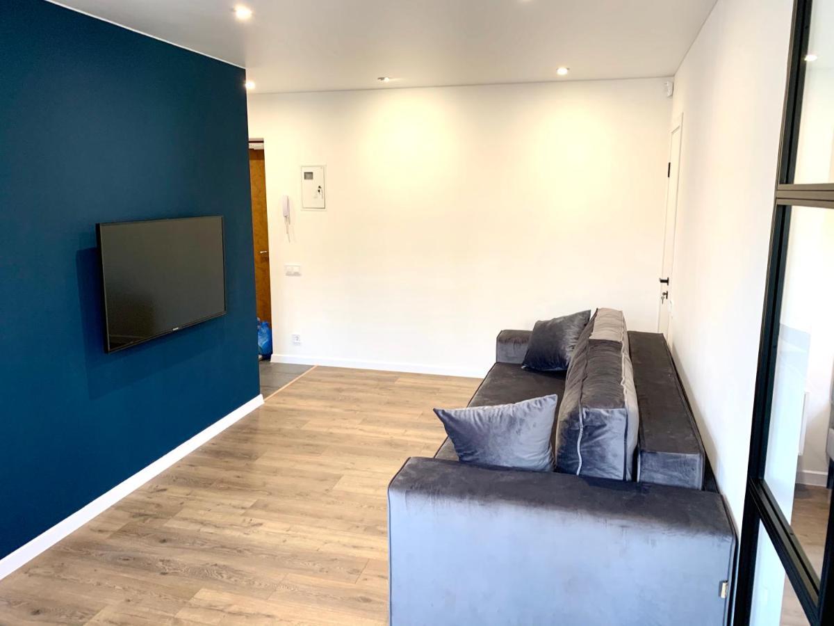 Navy City Center Apartment Двокімнатні Апартаменти В Центрі Міста Poltava Esterno foto