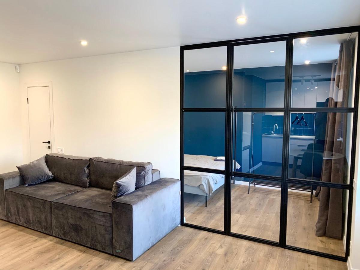Navy City Center Apartment Двокімнатні Апартаменти В Центрі Міста Poltava Esterno foto